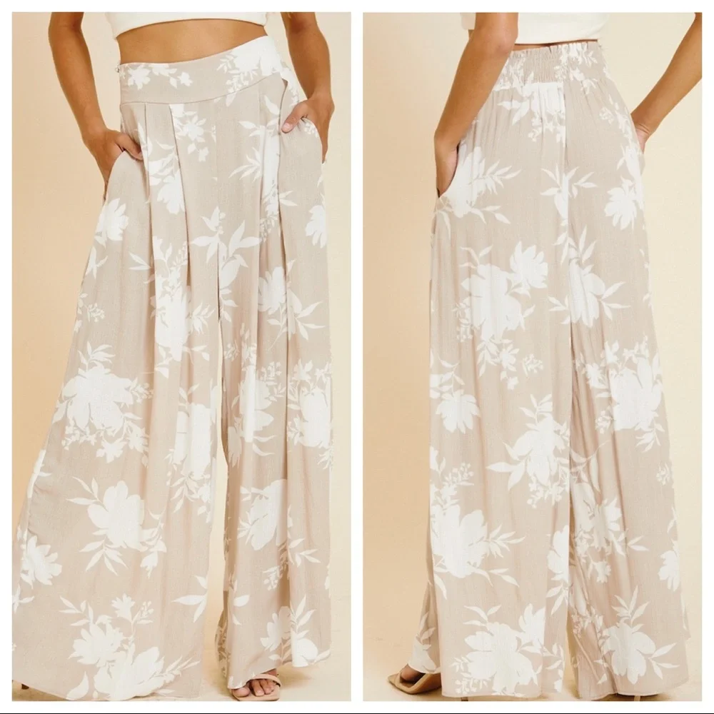 Boho Chic Floral print Extra Wide Leg Fabulous Pants - Picture 3 of 4
